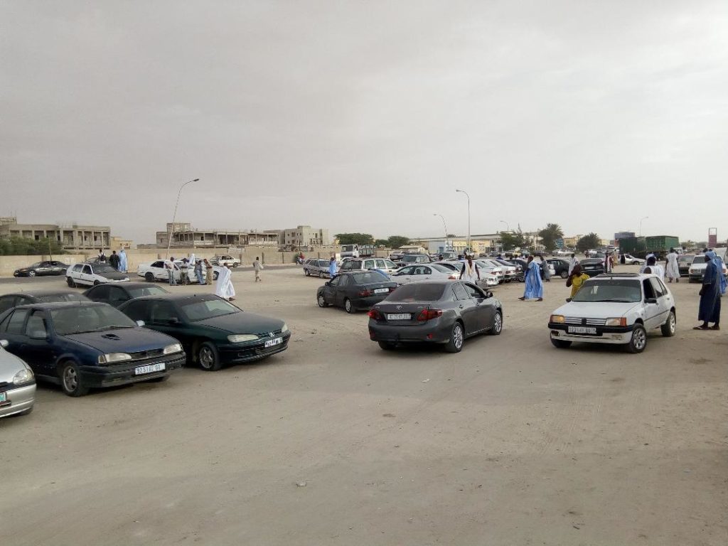 Voitures d'occasion à Nouakchott (Photo : Sneiba)